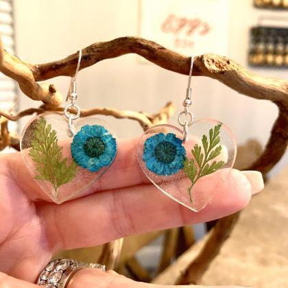 Botanical Resin Earrings, Pressed Dried Flowers..