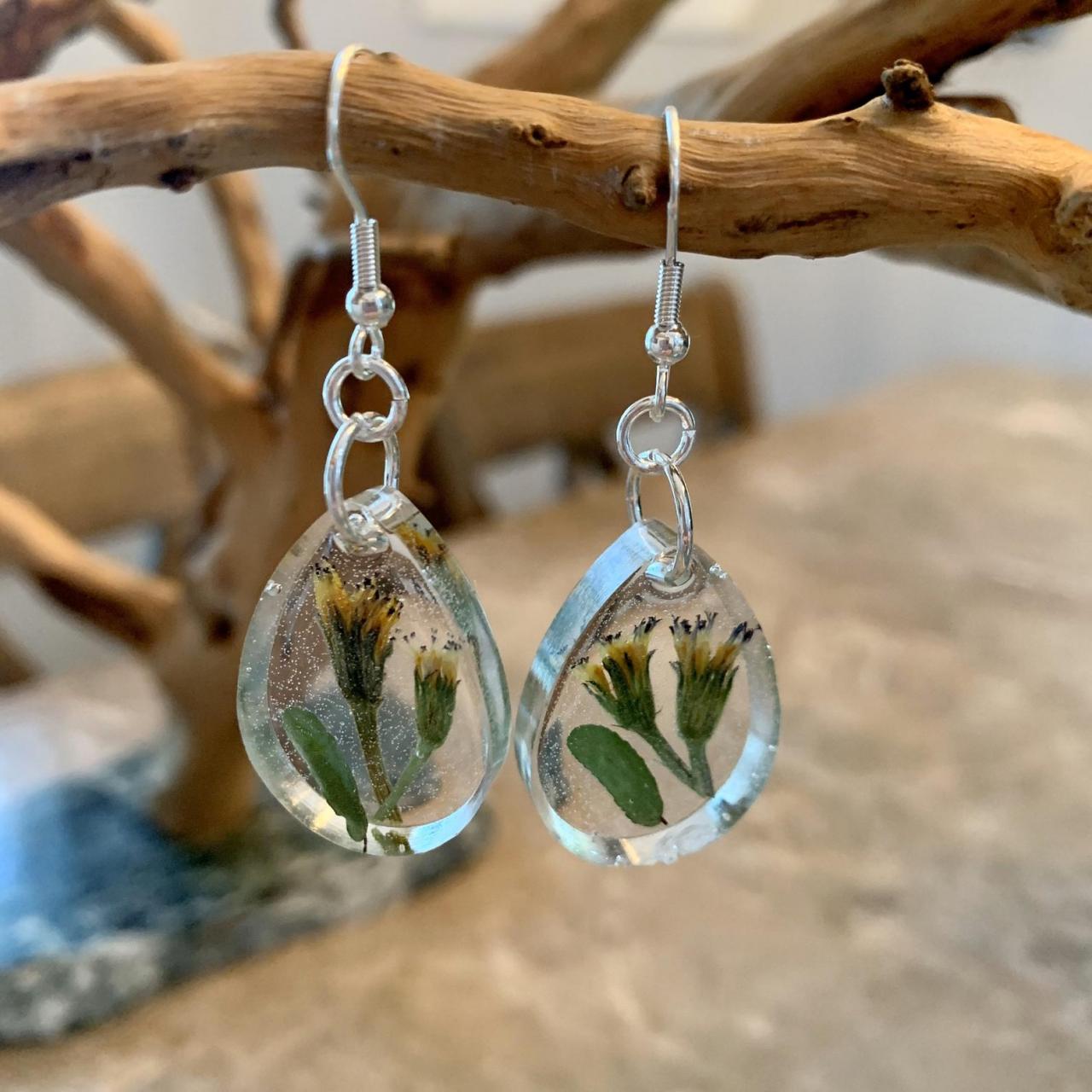 Pressed Dried Flowers Earrings, Resin Flower Jewelry, Unique Gift For Grad,preserved Flowers, Boho, Minimalist Jewelry Gifts, Nature Gift,