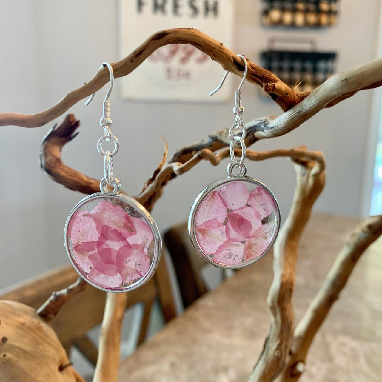 Pressed Dried Flowers Earrings, Resin Flower Jewelry, Unique Gift For Grad,preserved Flowers, Boho, Minimalist Jewelry Gifts, Nature Gift, Pink