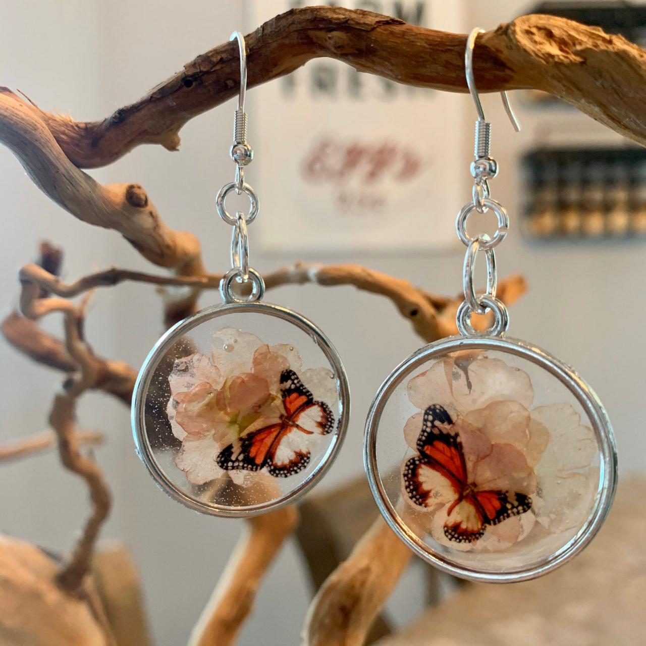 Resin Pressed Flowers Earrings, Real Flower Earrings, Resin Flower Jewelry, Unique Gift For Grad,preserved Flowers, Minimalist Jewelry Gifts,