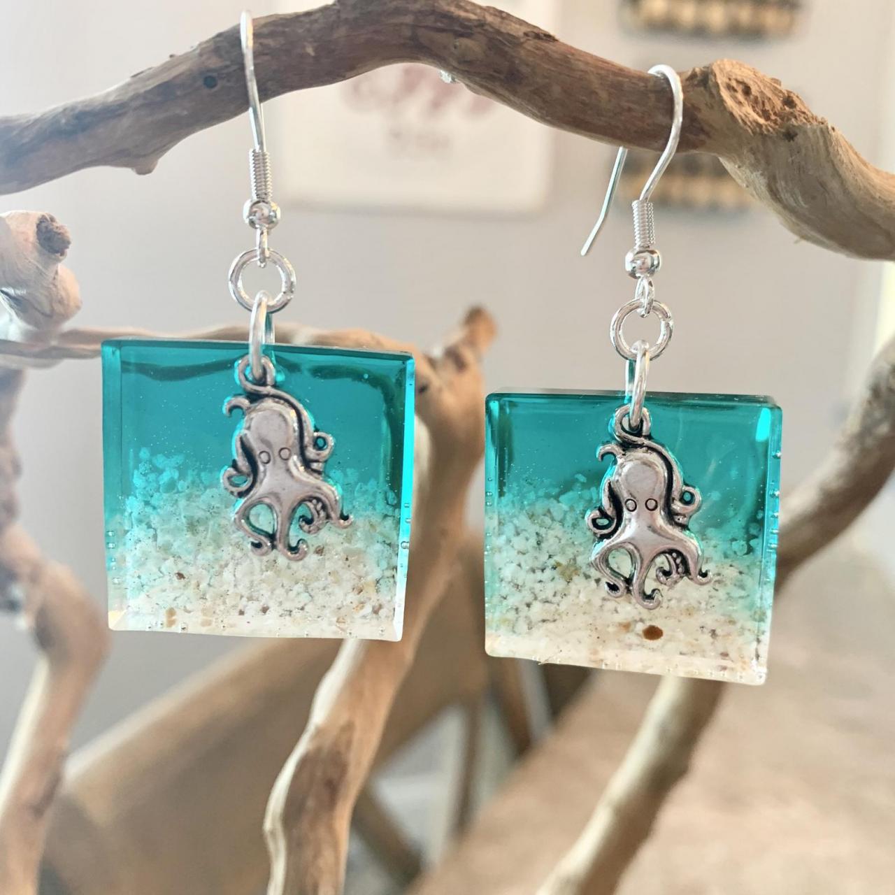 Octopus Earrings,beach Jewelry,resin Art,ocean,beach Lover,ocean Life,nature,wave,tropical,vacation Jewelry,jewelry For Women,grad Gift
