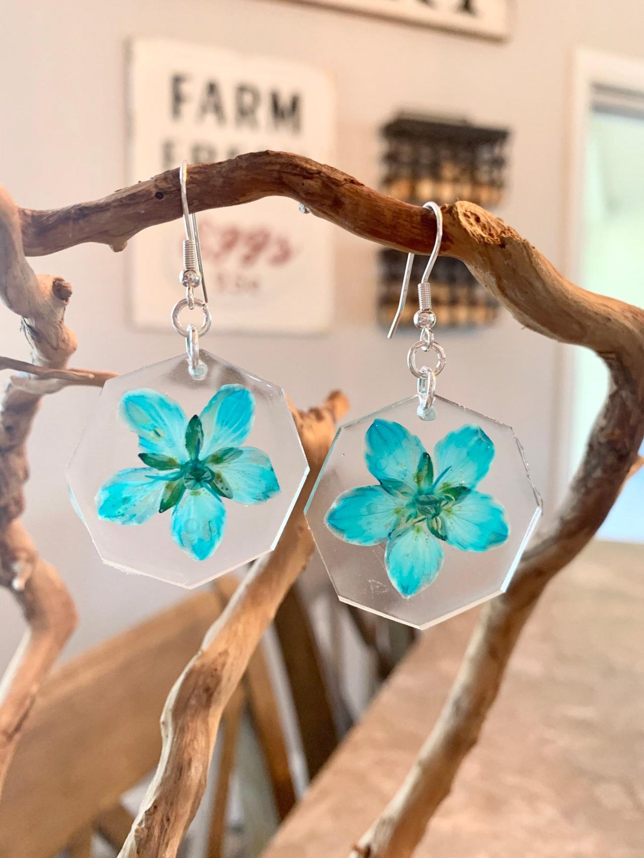 Real Flower Earrings, Turquoise Marsh Grass Of Parnassus Earrings,resin Pressed Flower Earrings, Botanical Jewelry, Unique Gift