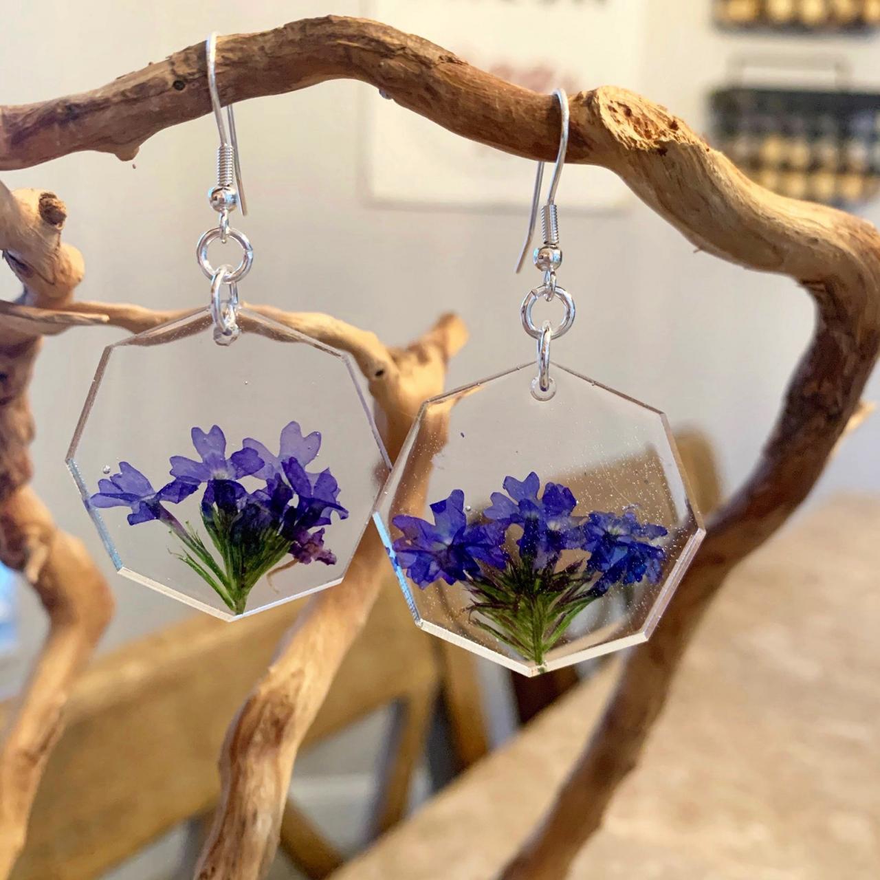 Resin Pressed Flower Earrings,octagon Earrings,botanical Jewelry, Jewelry For Women,minimalist,bouquet Earrings,purple Flower Earrings