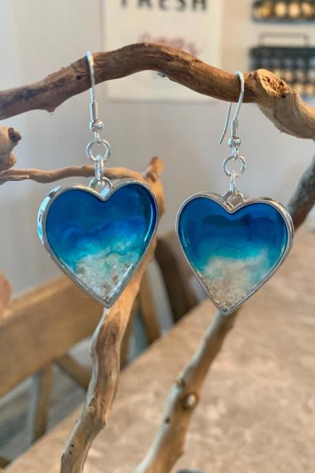 Wave rein earrings,beach jewelry,tropical,vacation jewelry,jewelry for women,summer fashion,summer jewelry/earrings,ocean,heart jewelry,ocean
